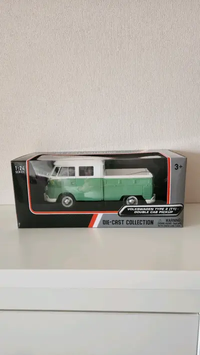 Volkswagen doble pickup escala 1:24 - miniatura 5