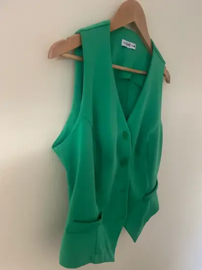 Chaleco verde sin mangas marca Give - miniatura 5