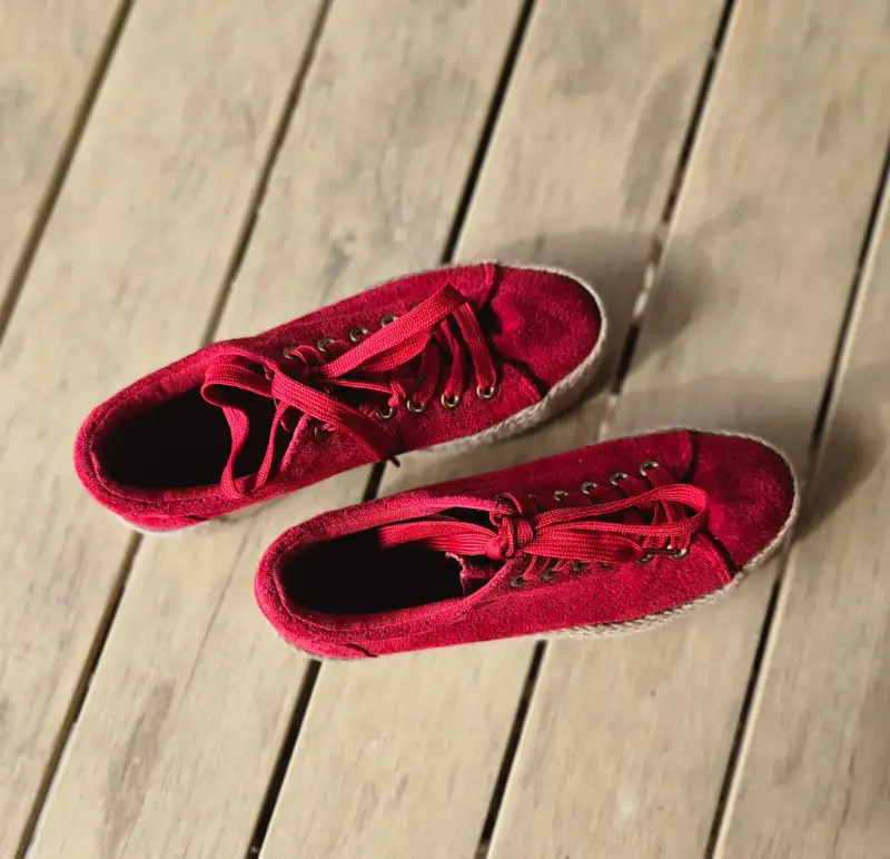 Zapatillas rojas talla 35 con plataforma - 4
