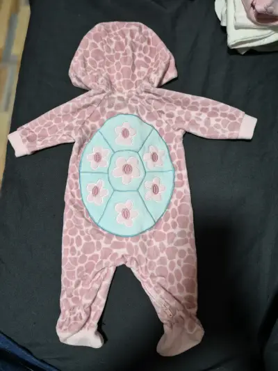 Pijama enterito de jirafa rosa - miniatura 2