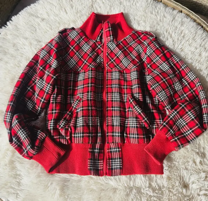 Chaqueta de cuadros rojos - 2
