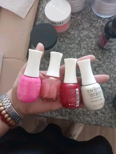 Esmaltes de uñas Entity set de 4 - miniatura 1