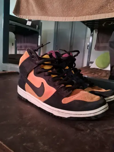 Nike SB Dunk High Pro Reverse en amarillo vara de - miniatura 3