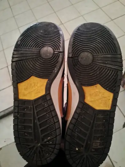 Nike SB Dunk High Pro Reverse en amarillo vara de - miniatura 4
