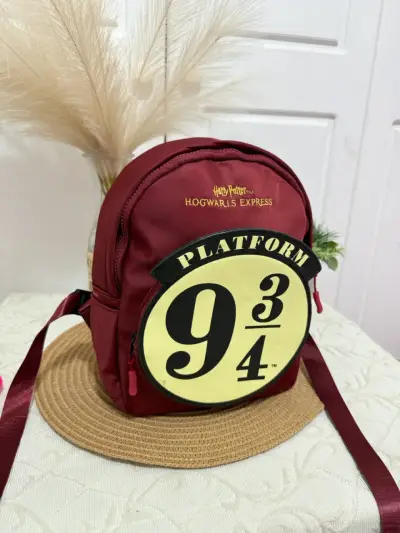 Mochila roja harry potter - miniatura 1