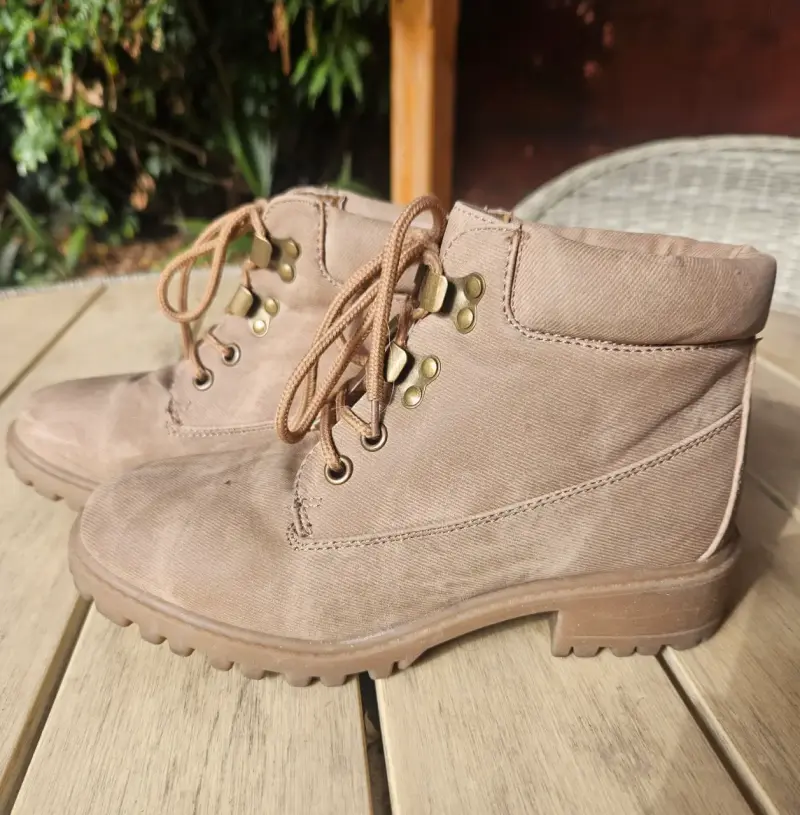 Botas beige azaleia TALLA 35 - 1