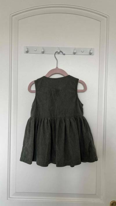 Vestido cotelé / pana verde niña talla 1-2 años - miniatura 2