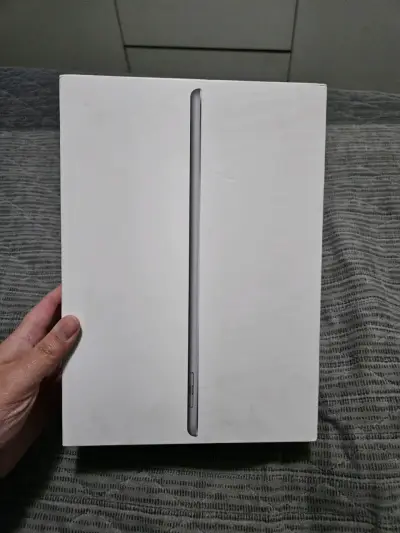 Ipad 6th generación 32gb - miniatura 4