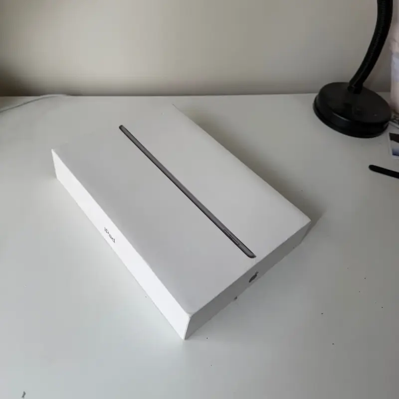 Ipad 9na generación. Excelente estado + regalos - 4