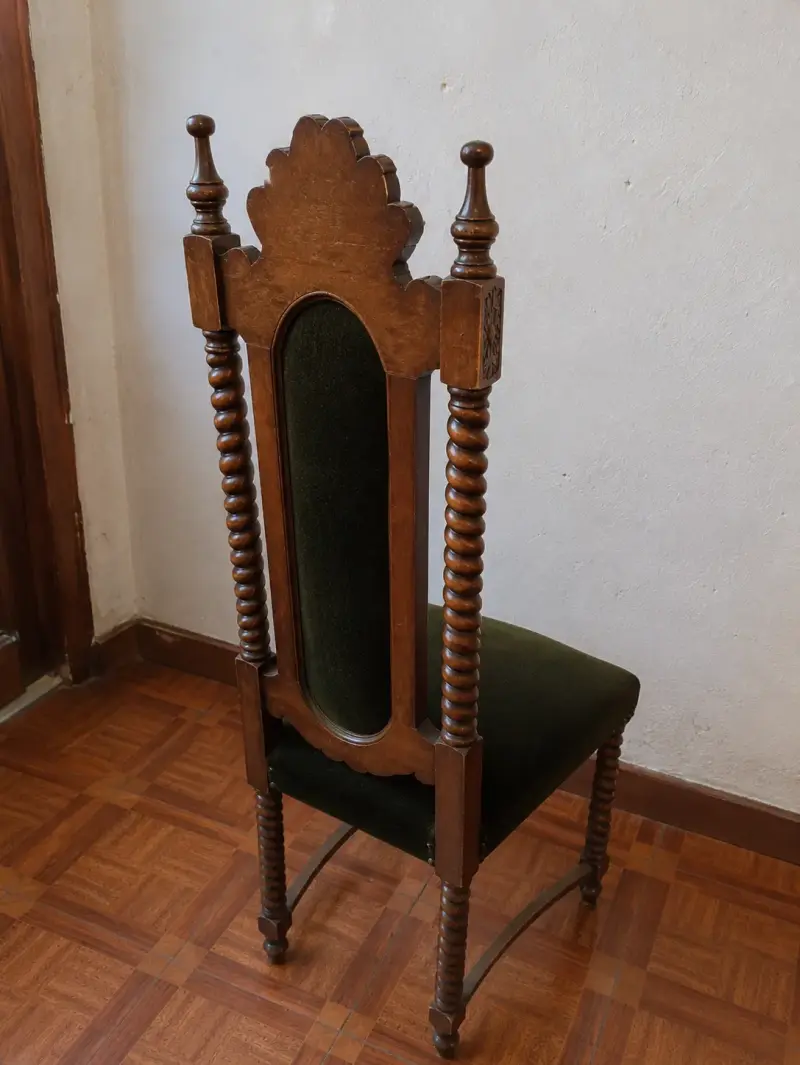 6 Sillas de madera tallada - 2