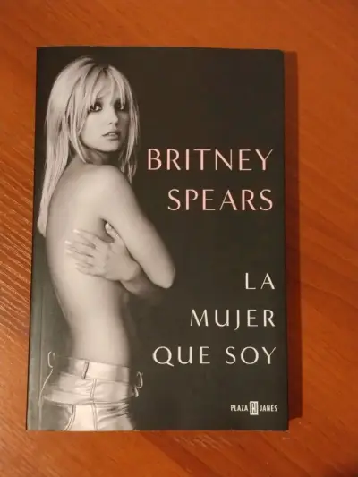Libro La Mujer que Soy Britney Spears - miniatura 1