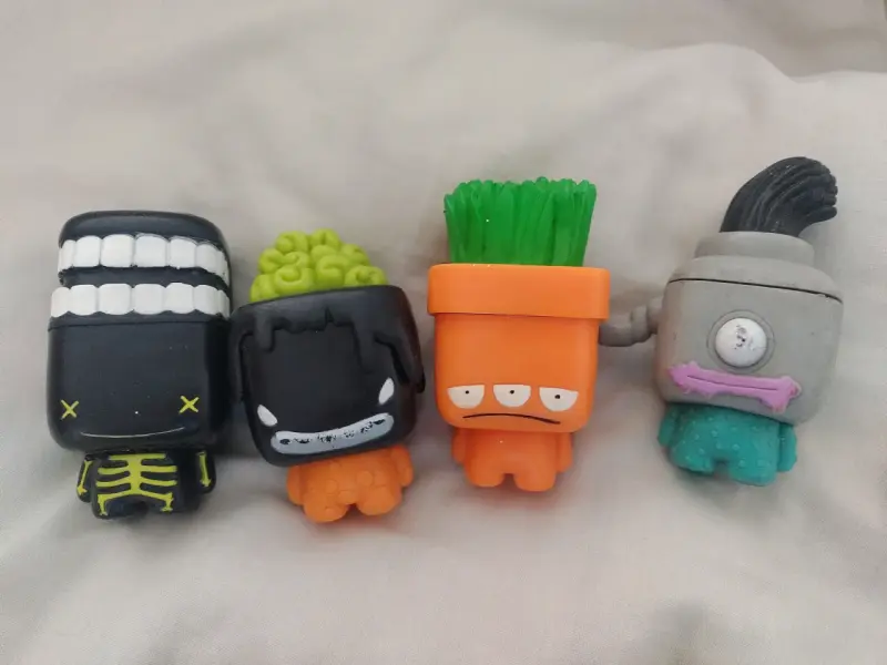 Figuras de colección Toonix - 2