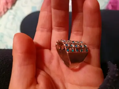 Anillo de plata con piedras azules - miniatura 1