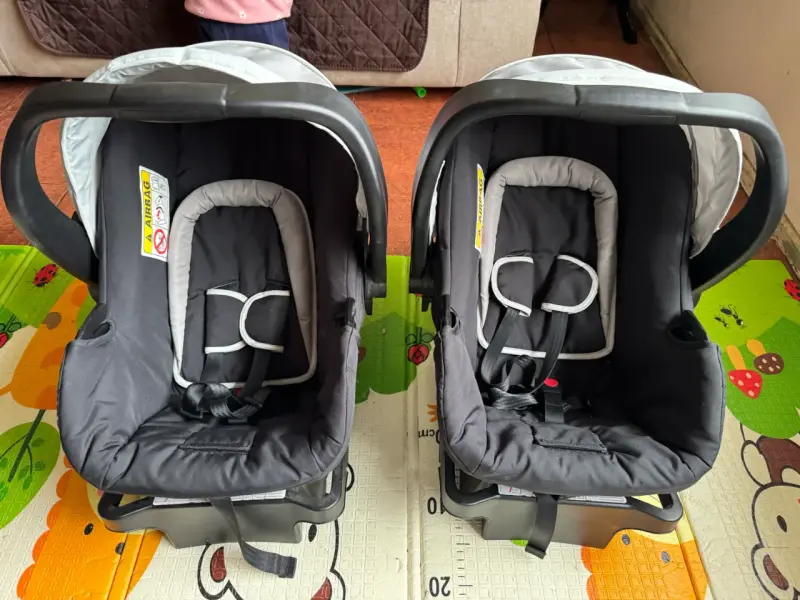 Silla de auto Infanti gris - 3