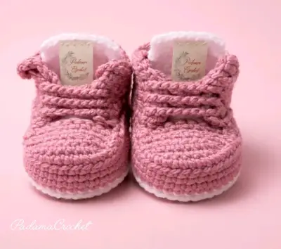 Zapatos de bebé tejidos a crochet - miniatura 3