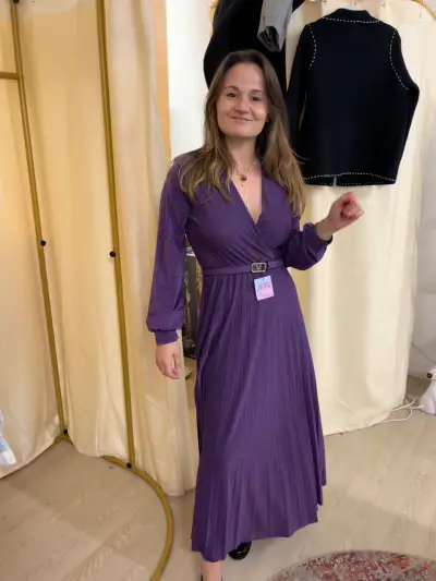 Vestido largo morado con brillo - miniatura 2