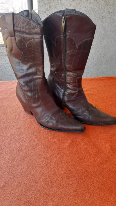 Botas vaqueras de cuero marrón - miniatura 4
