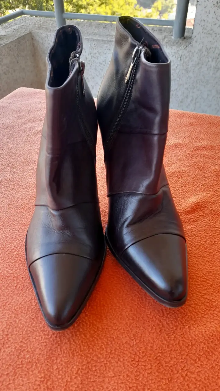 Botines de cuero negros - 1