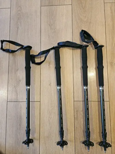 Bastones de trekking ajustables - miniatura 1