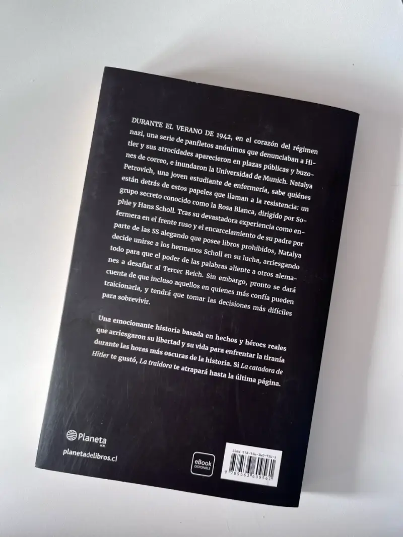 Libro La traidora - 1