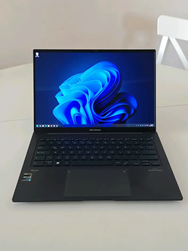 Laptop ASUS ZenBook Ux3404 Intel Core I9-13900h - 6