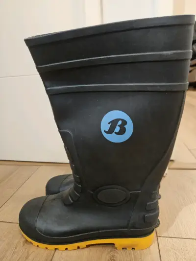 Botas de goma impermeables negras - miniatura 1