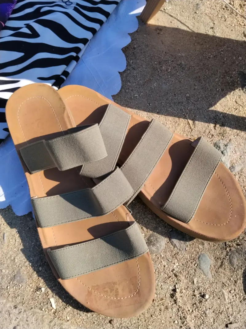 Sandalias de tres correas marrones - 2