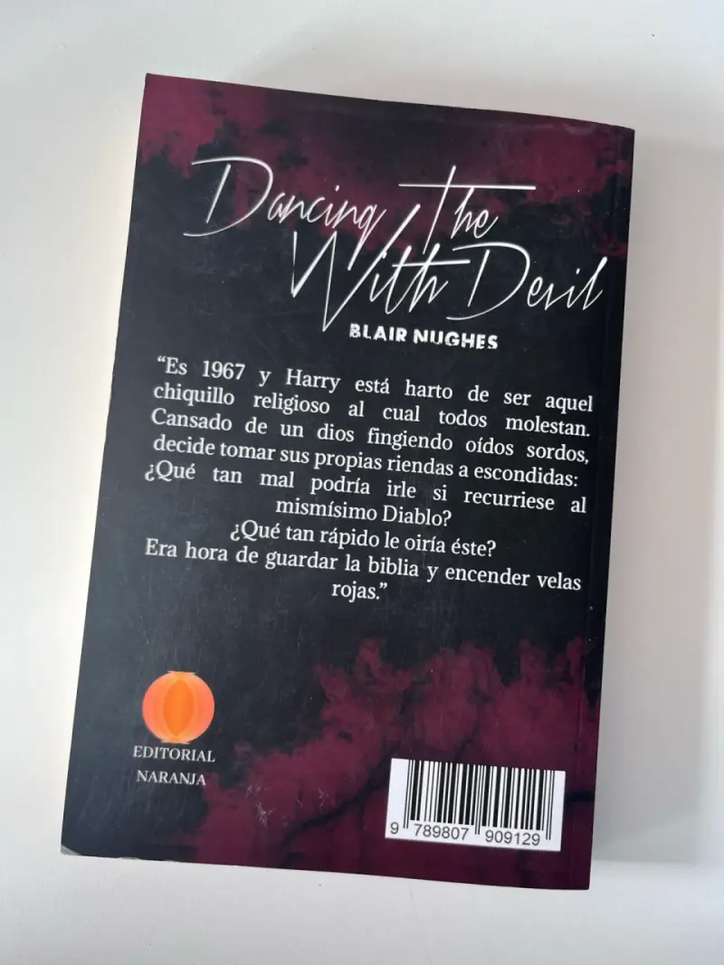 Libro 'Dancing with the Devil' - 2