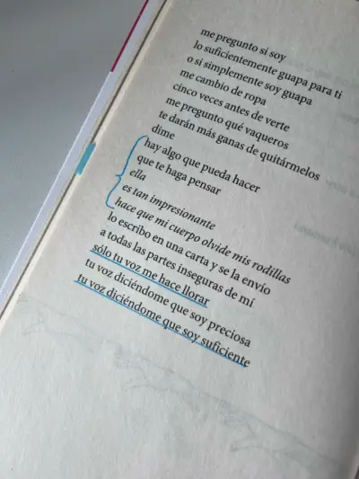 Libro 'El Sol y Sus Flores' de Rupi Kaur - miniatura 3