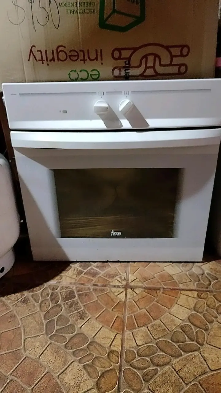 Horno empotrable eléctrico Teka