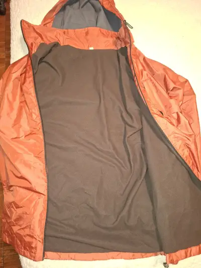 Chaqueta impermeable naranja - miniatura 2