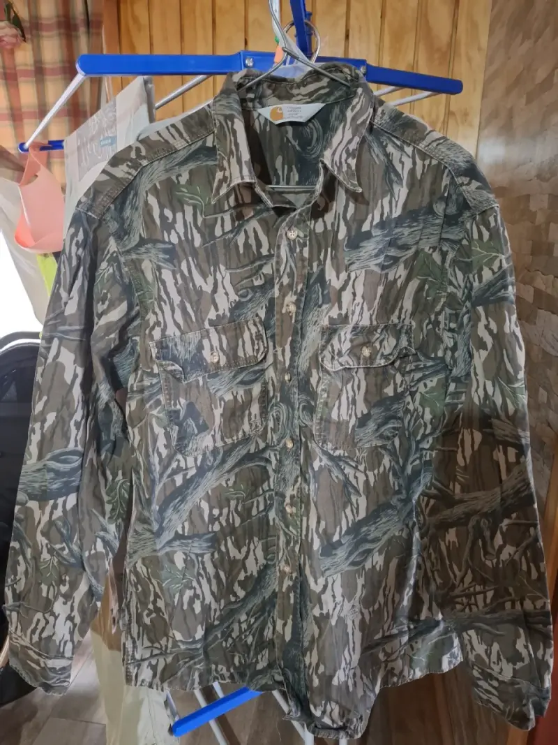 Camisa militar de camuflaje