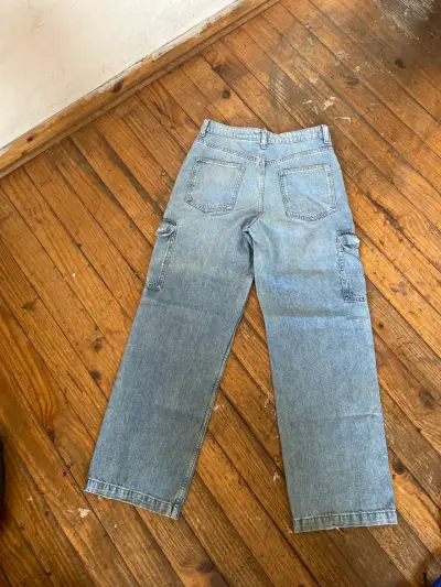 Jeans cargo azul claro - miniatura 2