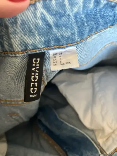 Jeans cargo azul claro - miniatura 3