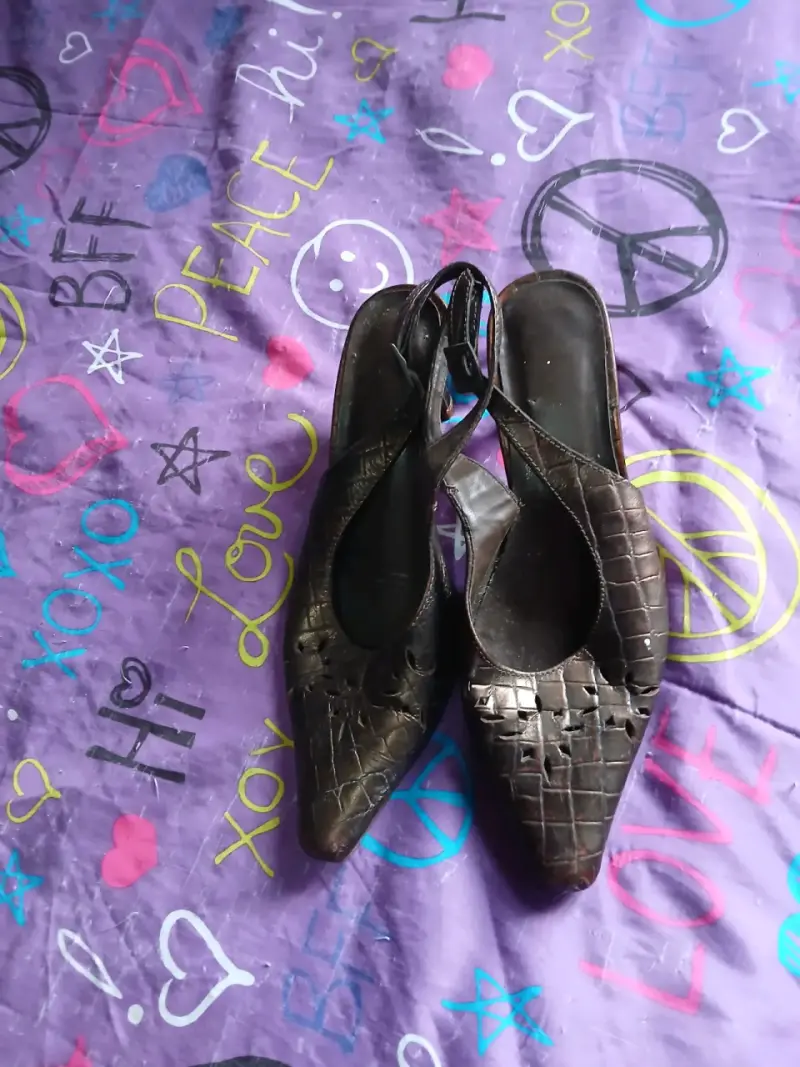 Sandalias negras de mujer