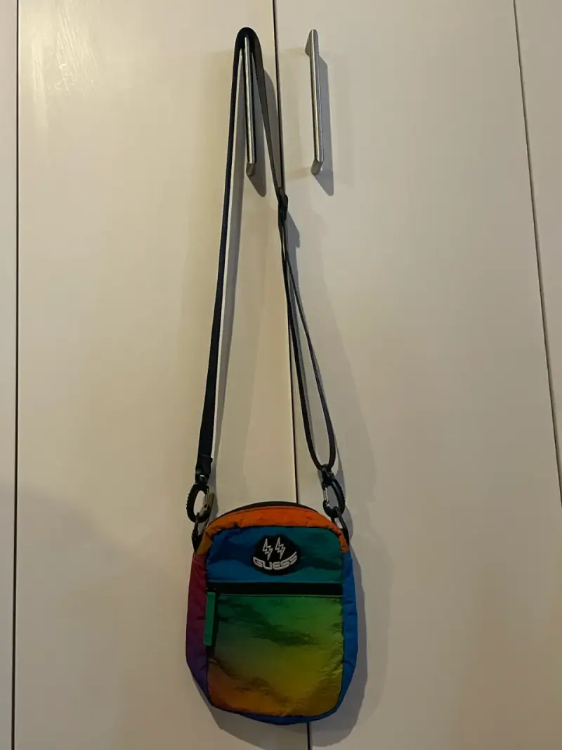 Bolso Guess edición JBalbin - 4