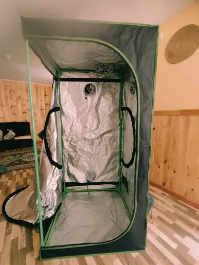 Carpa de cultivo interior - miniatura 1