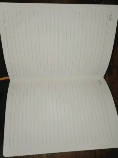 Cuaderno vintage con diseño de pluma - miniatura 3