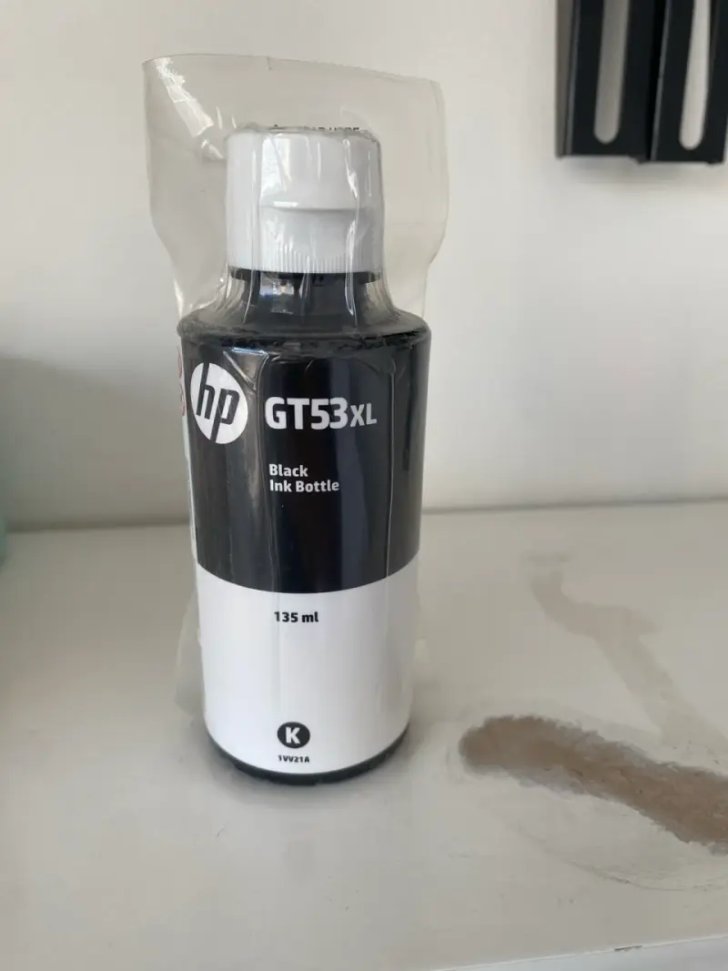 Botella de tinta negra HP GT53XL