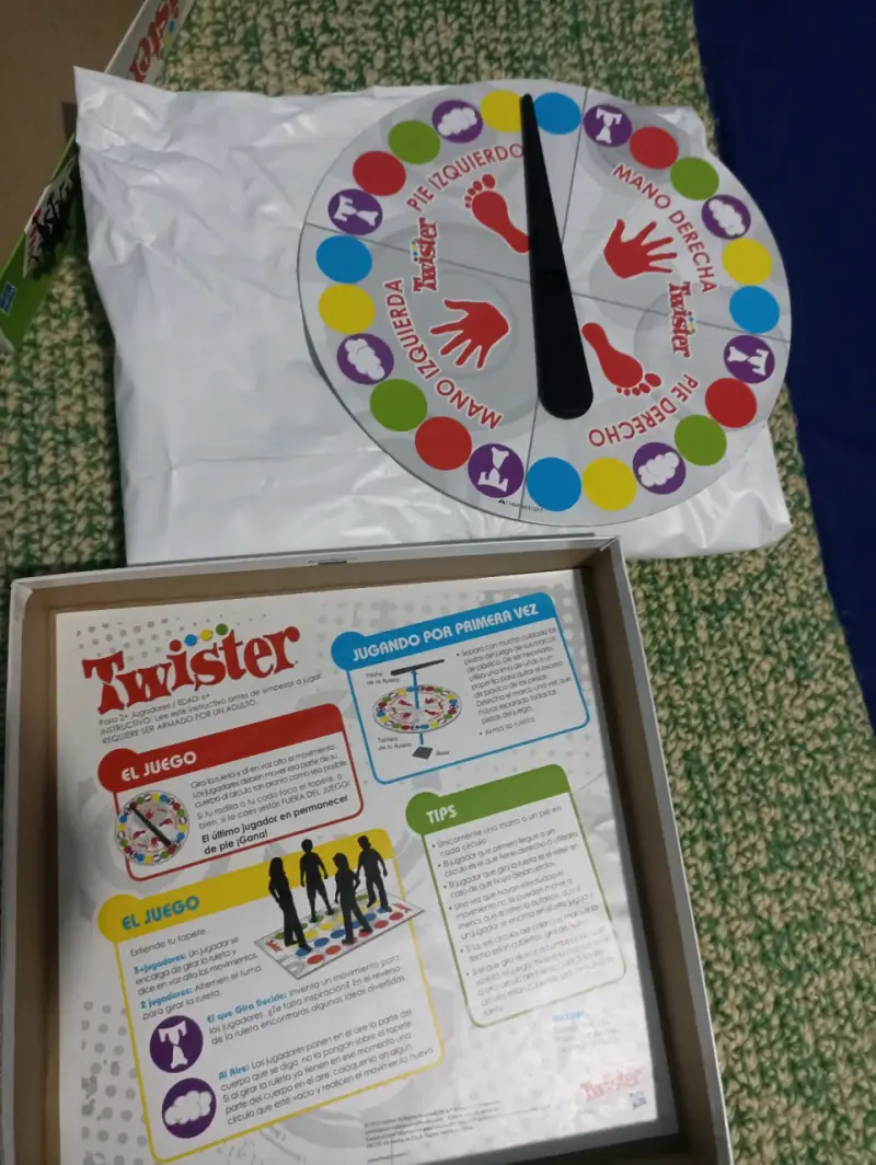 Juego de mesa Twister clásico - 2