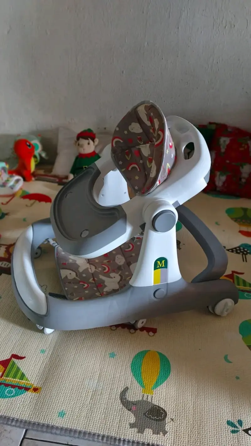 Coche de bebé desmontado con accesorios - 6