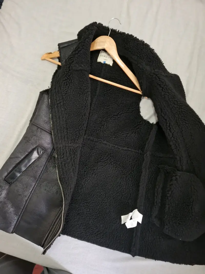 Chaqueta sin mangas negro - 4