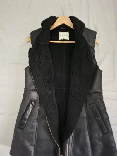 Chaqueta sin mangas negro - miniatura 6