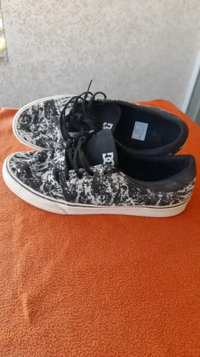 Zapatillas DC negras estampadas - miniatura 5
