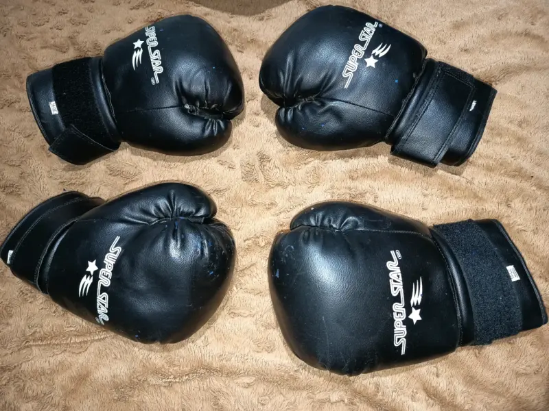 Guantes de boxeo Super Star negros - 2
