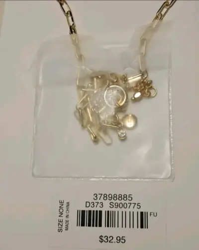 Collar LOFT dorado con medalla "K" - miniatura 2