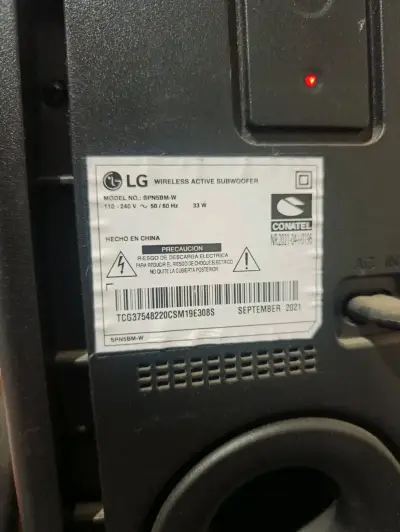 Subwoofer activo inalámbrico LG - miniatura 1