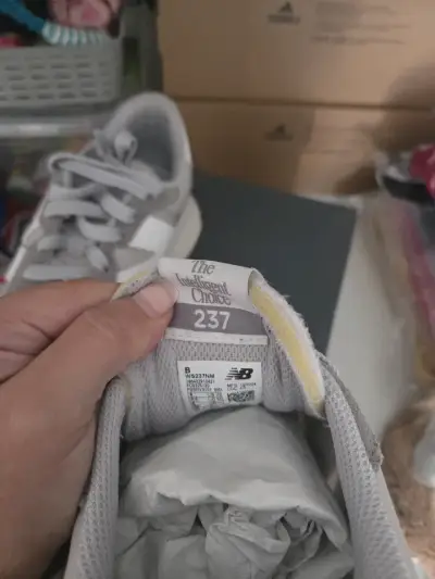 Zapatillas New Balance 237 gris - miniatura 1