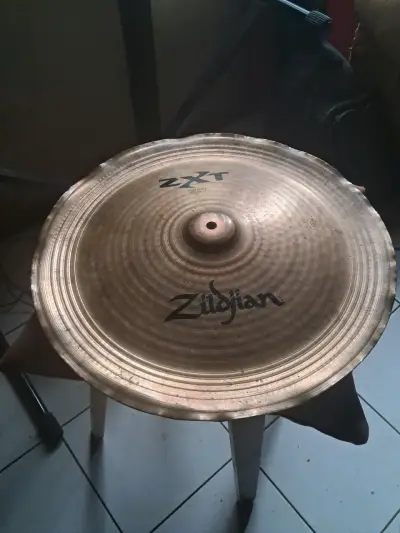 Platillo Total China Zildjian ZXT 18" - miniatura 1