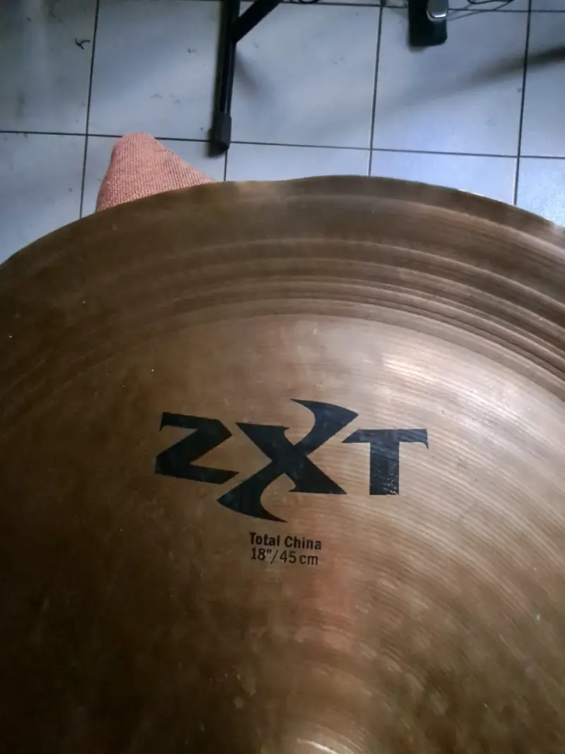 Platillo Total China Zildjian ZXT 18" - 4